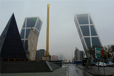 Bâtiments jumeaux à Madrid